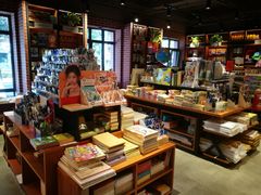 -新华书店(永安路店)