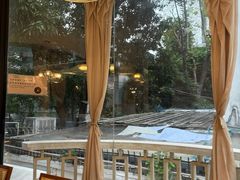 -Mark&Mars Restaurant