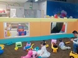 -孩子王童乐园(泰州万达店)