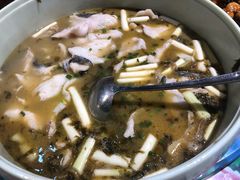 -三大钵江湖菜(空港店)