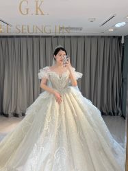 -GRACE KELLY婚纱与礼服(北京店)