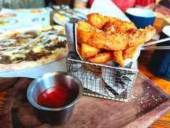 -I HOLIC艾豪丽披萨(KKone店)