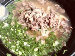 -乐山食古香跷脚牛肉