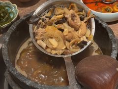 -蘑界·野生菌火锅(深业上城店)