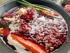 -黄潇洒老火锅(九眼桥宏济巷店)