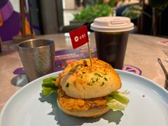 黄金三脆多汁鸡堡-必胜客(上海新南方商城PH店)