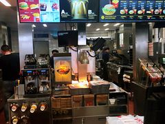 -麦当劳(军博店)