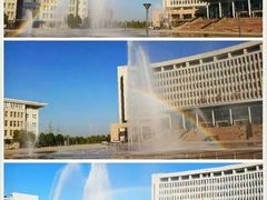 图书馆前面的彩虹-河南工业大学(莲花街校区)