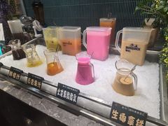 -金马门国际美食百汇(珞喻路店)