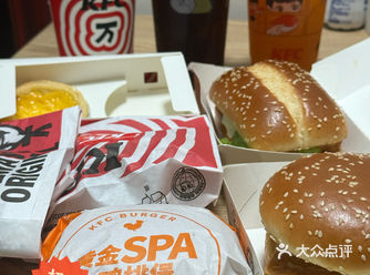 划算！肯德基汉堡和鳗鱼蟹肉饭