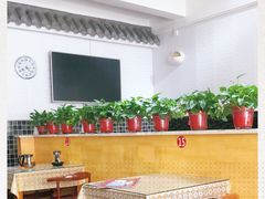 -芳芳餐厅(白沙路店)