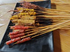 -老街烧烤大排档·地道湖北菜·龙虾馆(汉口火车站店)