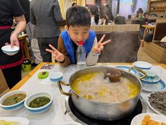 -朴小妹人参鸡汤火锅(长白山万达店)