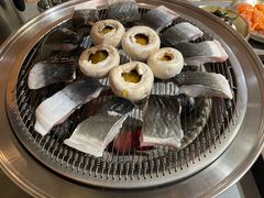 -围炉肉舍•炭烤活鳗•丹东海鲜烤肉(步行街店)