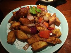 一品馕炒肉-楼兰新疆主题餐厅(悠方店)