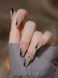-悦指间美甲美睫