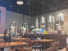 -HUZI虎滋精酿餐吧(京西大悦城店)