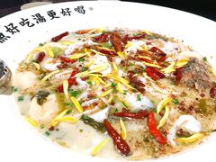 老坛酸菜鲈鱼-江渔儿酸菜鱼(映月湖环宇城店)