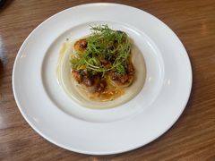 -ROAST coffee & eatery