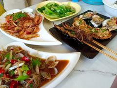 -覃记海鲜美食餐厅