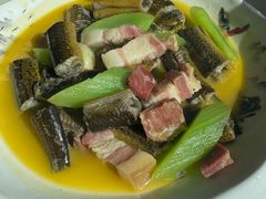 -七的湖·晚芳亭·阳澄湖农家菜·大闸蟹(莲花岛店)