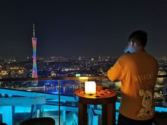 -广州柏悦酒店·悦吧·顶楼露天酒吧