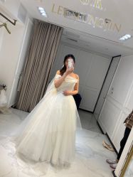 点击看大图 -GRACE KELLY婚纱与礼服(北京店)