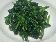 鸡油豆苗-粤界(望京金辉店)