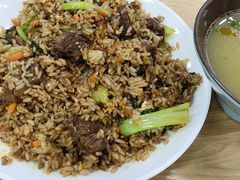 -钢阳酸菜红烧牛肉面(季乐路店)
