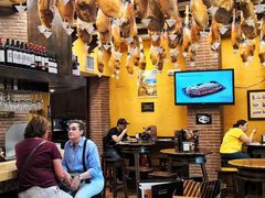 -La Cueva de 1900 / Ayuntamiento