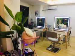 -E.L.K造型momopark店