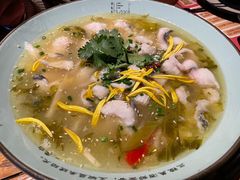 老坛酸菜鱼-胡桃里音乐酒馆(仓山万达店)