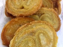 蝴蝶酥-上海哈尔滨食品厂(汇联商厦店)