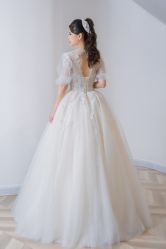 -予白婚纱礼服馆
