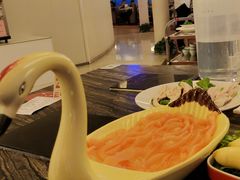 -云中捞高空旋转餐厅(商茂世纪广场店)