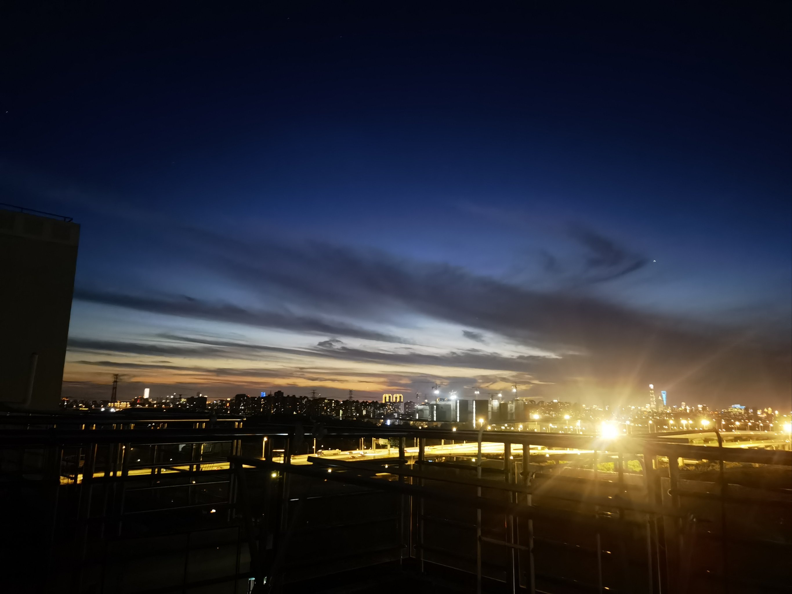 楼顶照片 夜景图片