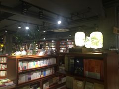 -新华书店(印象城店)