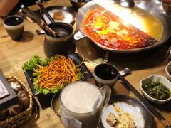 -湊湊火锅·茶憩(杭州湖滨银泰in77店)