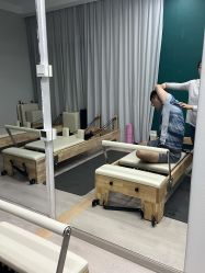 -小黑裙瑜伽·普拉提
