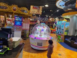 -卡通尼乐园(五彩世界店)