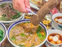 -云阿蛮云南生烫牛肉米线(奉贤路店)