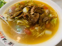 -二扁私房面馆(崂山路店)