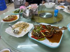 -双月饭店·20年老字号(新村店)