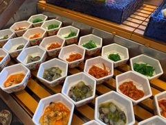 -牛YO寿喜烧·铁板烧和牛火锅自助(市府恒隆店)