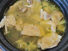 -品鲜村农家菜·阳澄湖大闸蟹(总店)