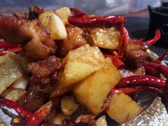 -隔壁老王·家常云南菜(花巷店)