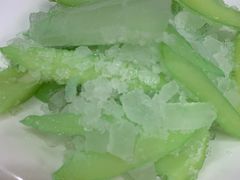 情人果-超越炭火牛蛙火锅鸡(河东店)