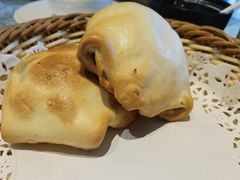 馕坑烤包子-巴扎美食·新疆菜·西域歌舞表演餐厅(新疆大厦店)