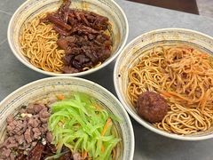 -梅溪·小伙子干挑面(安吉总店)