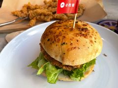 -必胜客(上海新南方商城PH店)